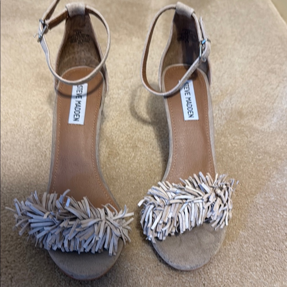 Steve Madden Beige Fringe Heels